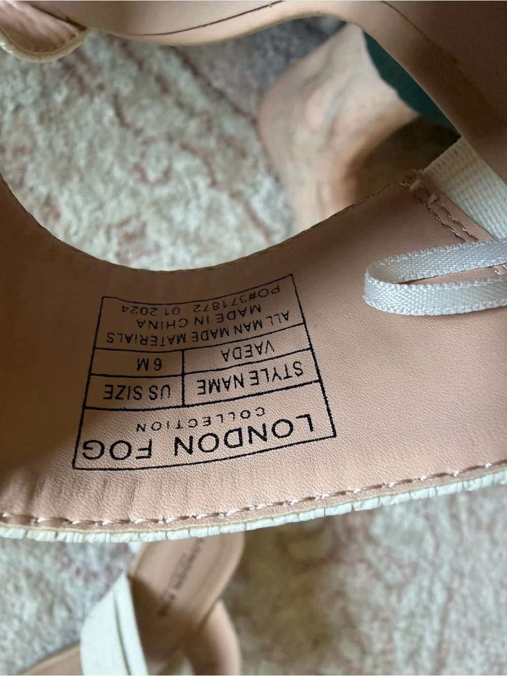 London Fog Sandals
